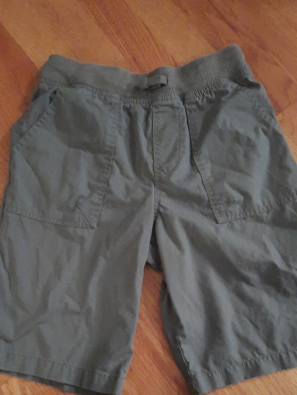 L 10 - 12 Faded Glory Olive Green Boy's Elastic Waist Shorts Large